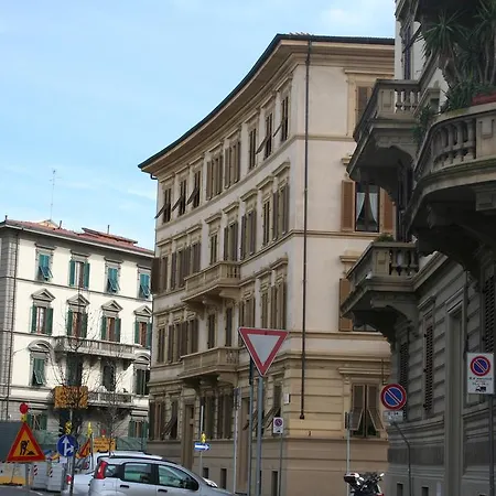 A Casa Di Virgilio Florence