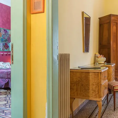 A Casa Di Virgilio Florence
