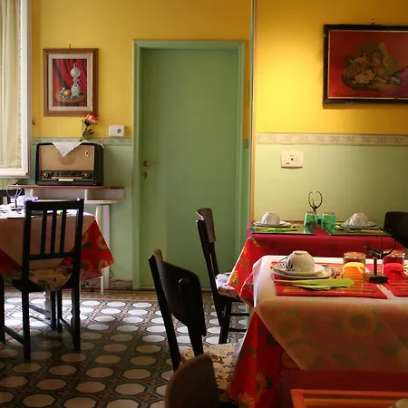 A Casa Di Virgilio Pensjonat Florencja